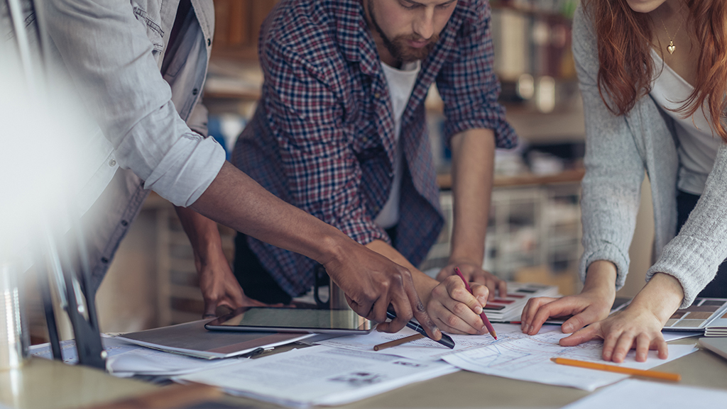 SpecAdvisor develops free helpline to support the specification community